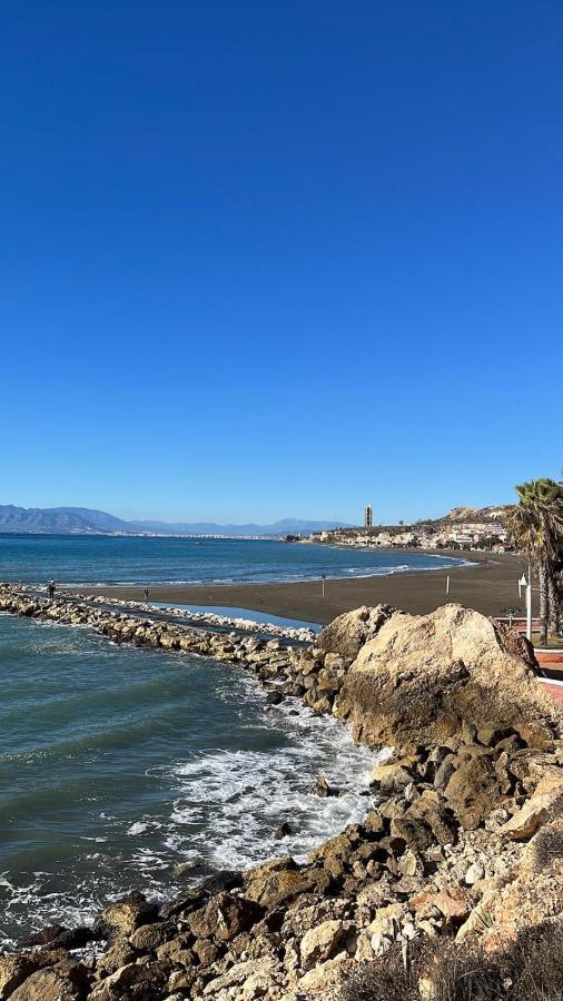 Villa Pitato Nuevo, Cerca De La Playa, Parking En La Puerta Del Alojamiento La Cala Del Moral 外观 照片