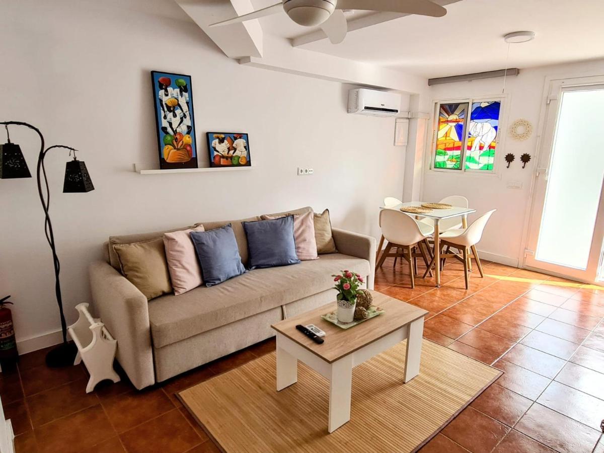 Villa Pitato Nuevo, Cerca De La Playa, Parking En La Puerta Del Alojamiento La Cala Del Moral 外观 照片